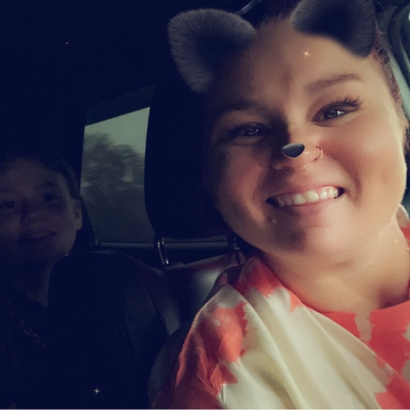 Meet your Posher, Rainelle - Picture 1 of 1